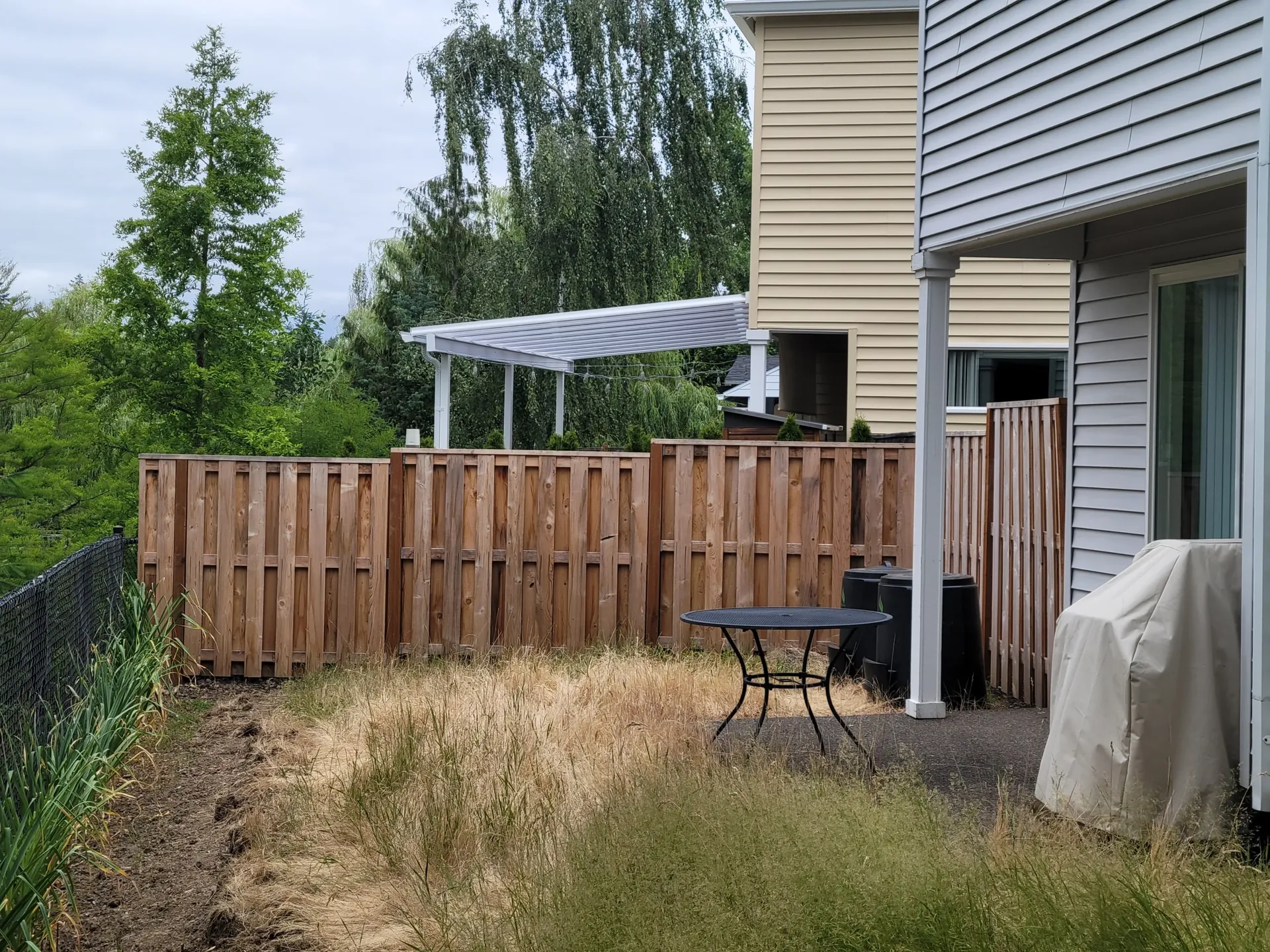 Portland retaining wall and fencing construction by H&C Design-Build