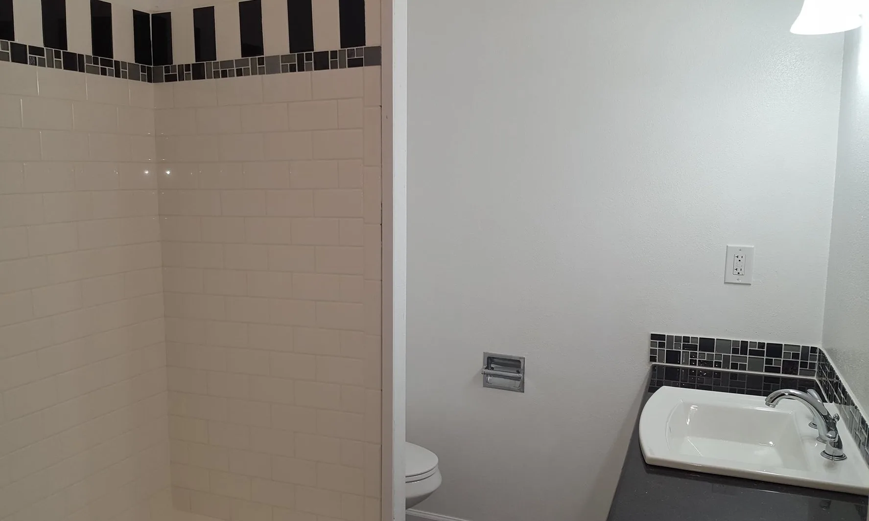 SE 221st Light Renovation thumbnail 2