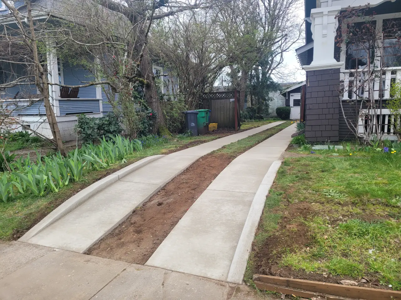 SE 70th Driveway Replacement and Retaining Walls thumbnail 2