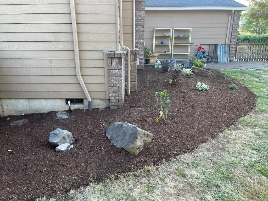 SE Tropicana Ct Hardscaping & Landscaping thumbnail 13