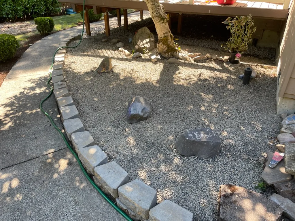 SE Tropicana Ct Hardscaping & Landscaping thumbnail 17