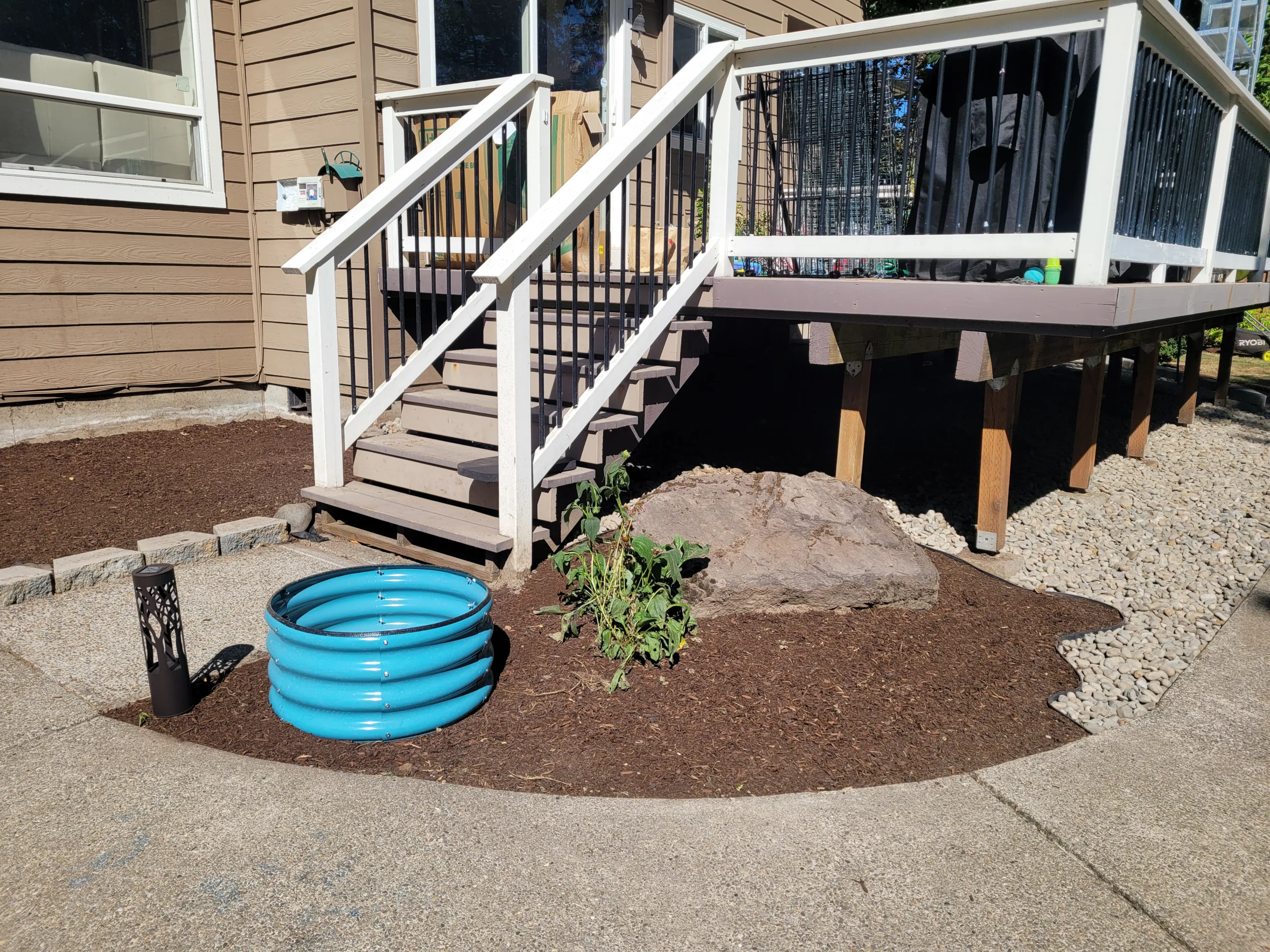 SE Tropicana Ct Hardscaping & Landscaping thumbnail 22