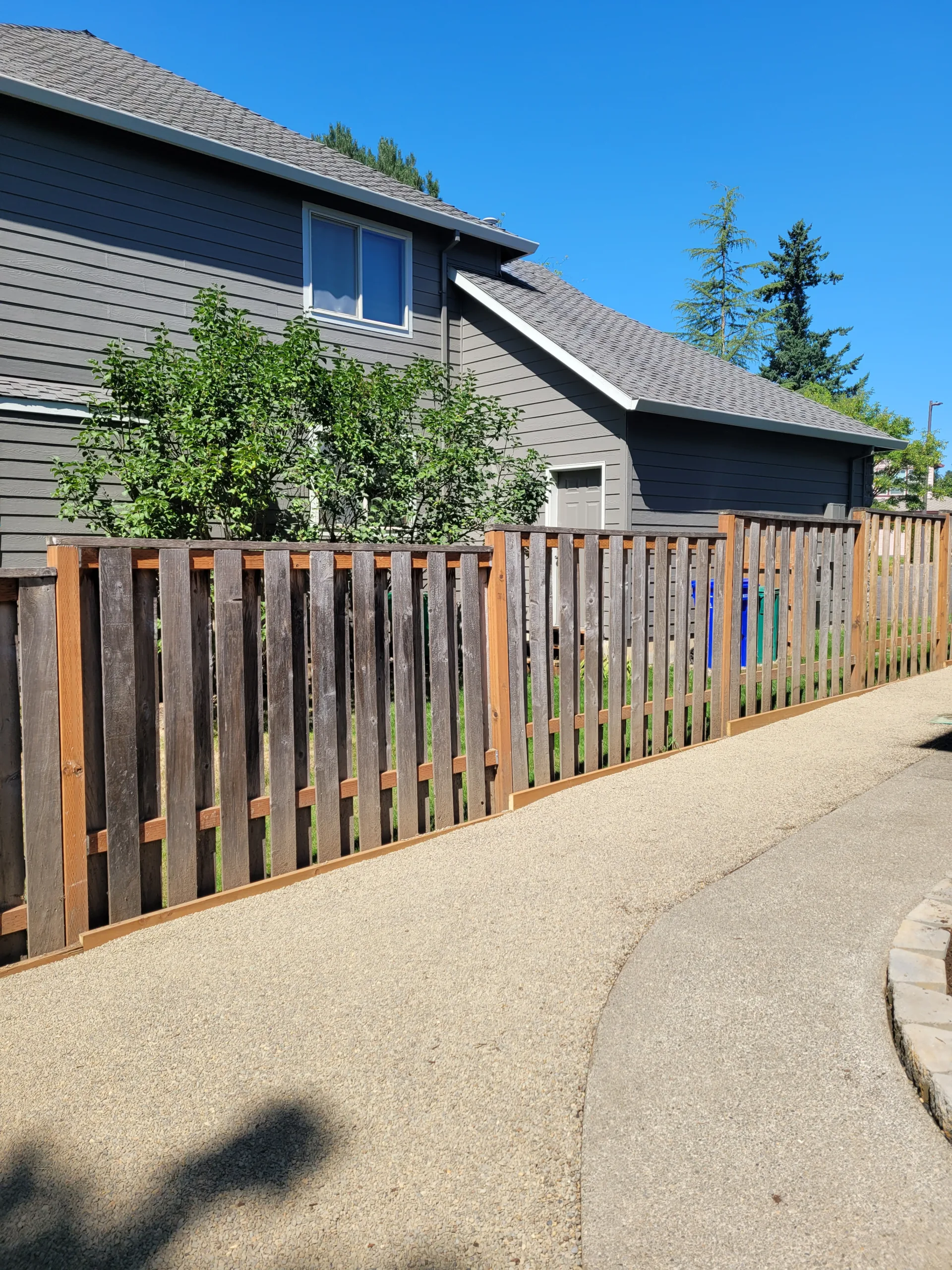 SE Tropicana Ct Hardscaping & Landscaping thumbnail 26